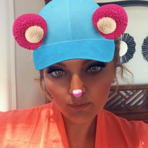 Meet your Posher, Cassie